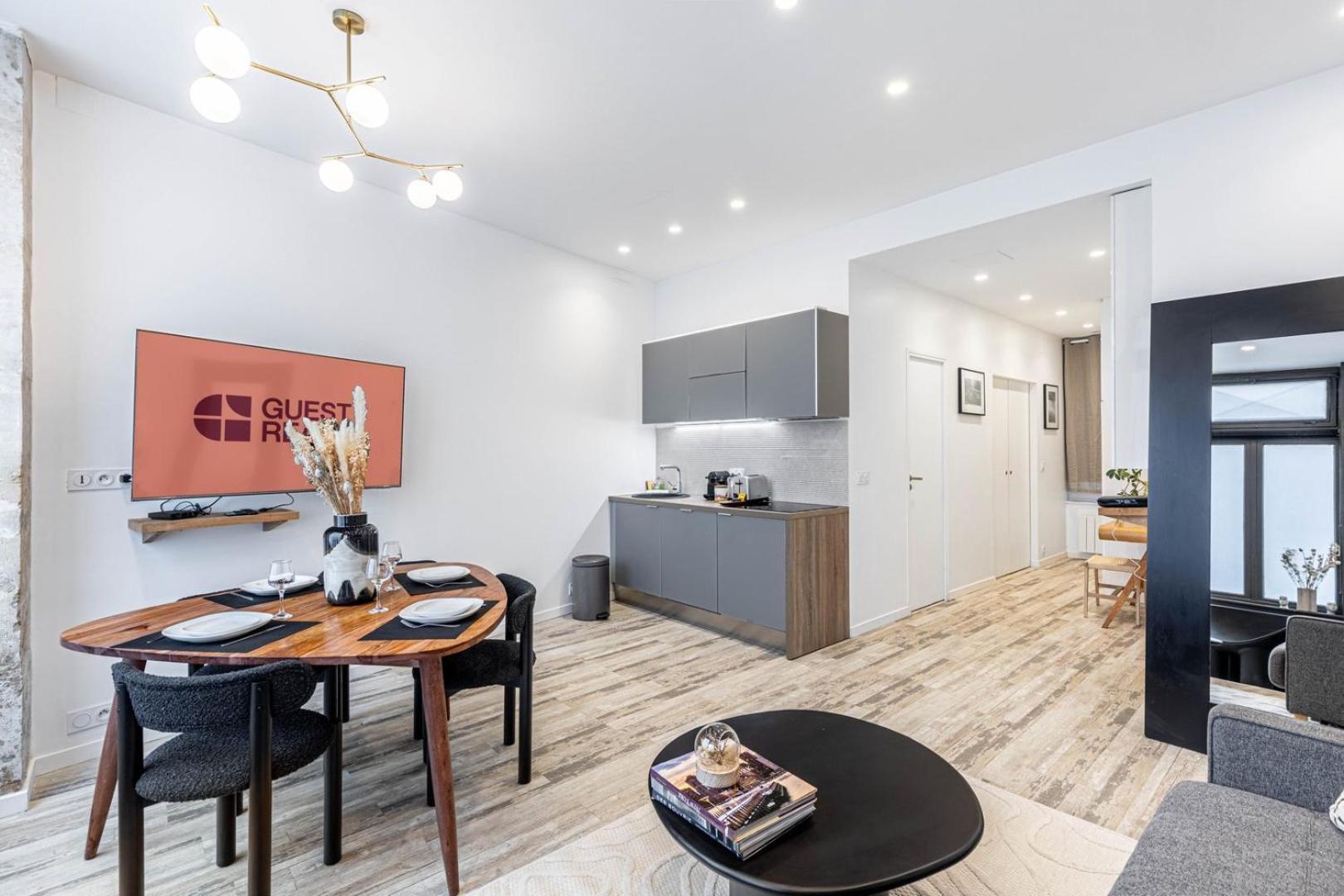 Guestready - Stunning Apartment Near Eiffel Tower Paris Exterior photo